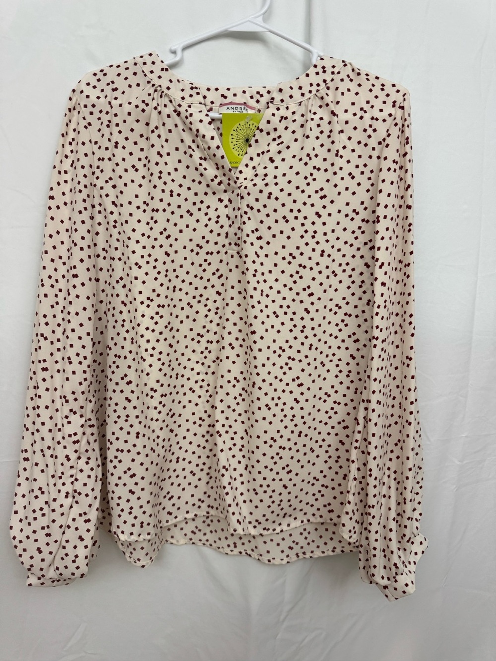 NWT Andree by Unit Confetti Squares V-Neck Blouse